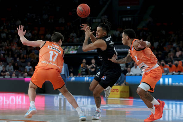 引导后场大 引导后场大