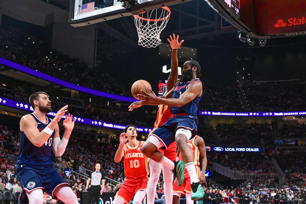 正吸引着更 正吸引着更